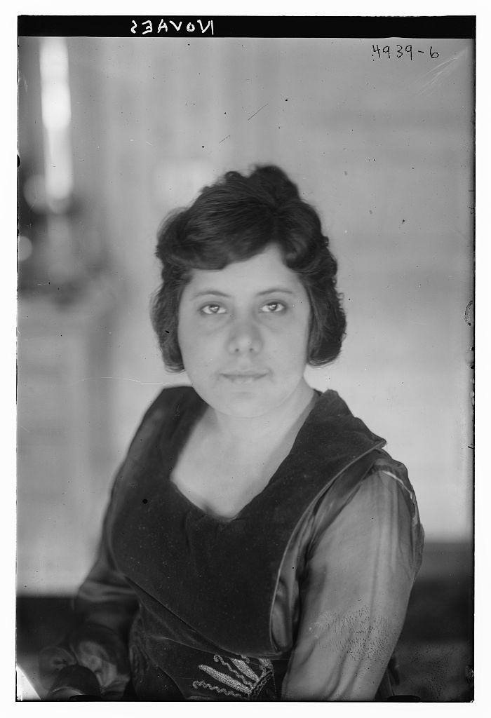 Guiomar Novaes em retrato de 1919